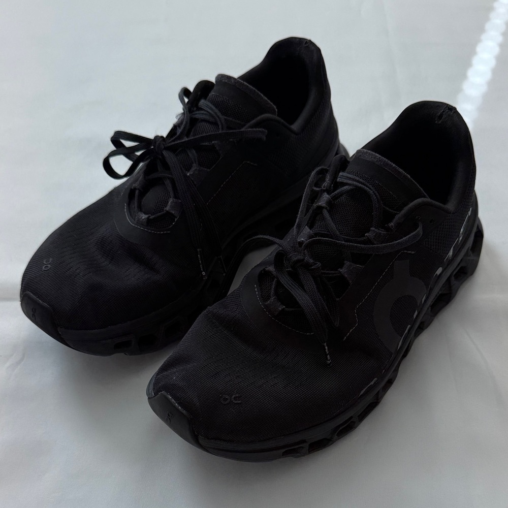 On Cloud Cloudmonster - image 1